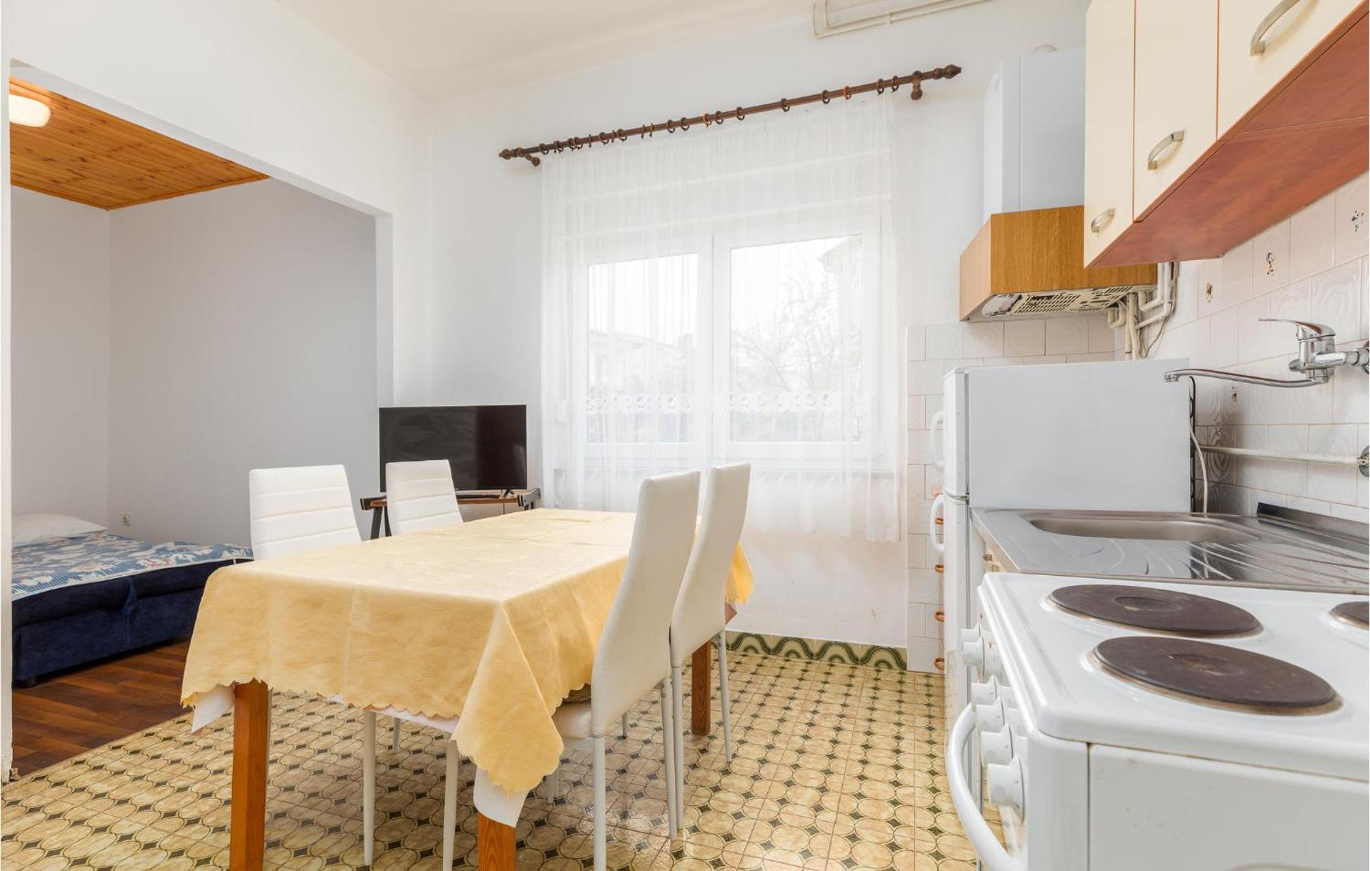 Lovely Apartment In Fazana With Kitchen Экстерьер фото